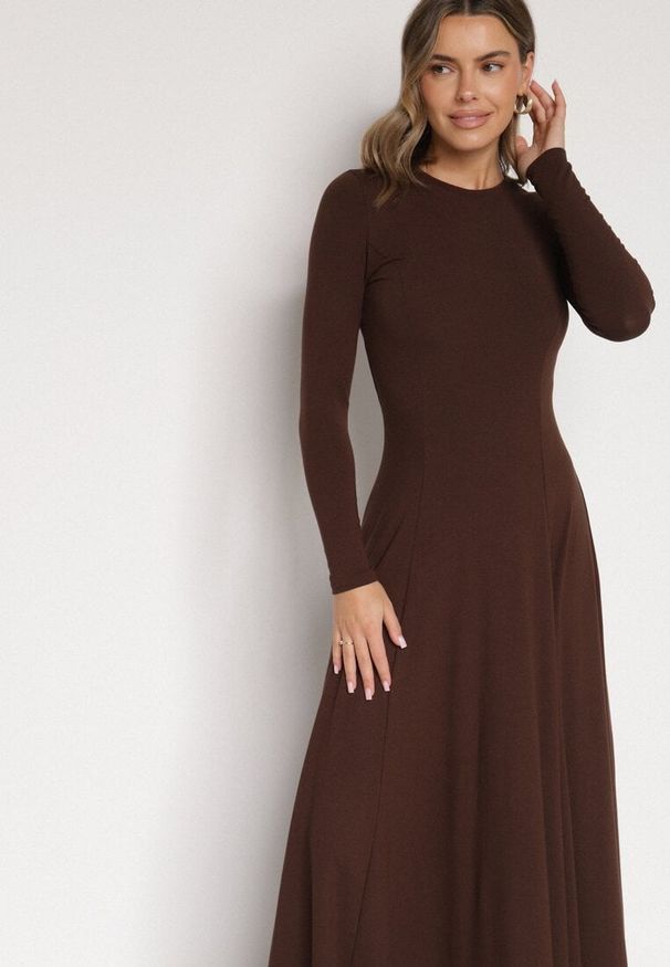 Born2be - Brązowa Bawełniana Sukienka o Rozkloszowanym Kroju Tuselenea. Okazja: na co dzień. Kolor: brązowy. Materiał: bawełna. Typ sukienki: proste. Styl: casual, elegancki