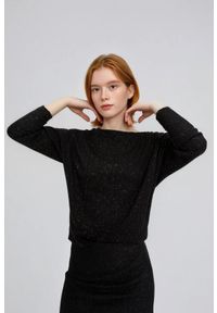 MOODO - Błyszcząca bluzka czarna. Kolor: czarny. Materiał: poliester, elastan, wiskoza #1