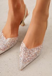 Renee - Złote Czółenka z Przezroczystą Cholewką Ozdobione Perełkami i Cyrkoniami Karenetia. Kolor: złoty. Szerokość cholewki: normalna. Wzór: aplikacja. Styl: elegancki #3