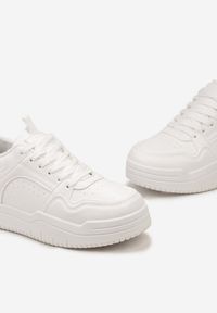 Born2be - Białe Sneakersy Przed Kostkę z Ozdobnymi Wstawkami Armine. Wysokość cholewki: przed kostkę. Kolor: biały #5