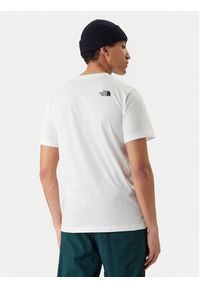 The North Face T-Shirt Evolution Half Dome NF0A8B6J Biały Regular Fit. Kolor: biały. Materiał: bawełna #2