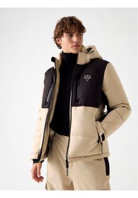 Guess Kurtka przejściowa 179584 Beżowy Classic Fit. Kolor: beżowy