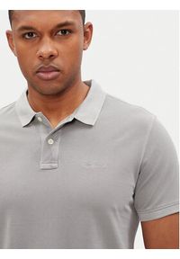 Pepe Jeans Polo New Oliver PM542099 Szary Regular Fit. Typ kołnierza: polo. Kolor: szary. Materiał: bawełna