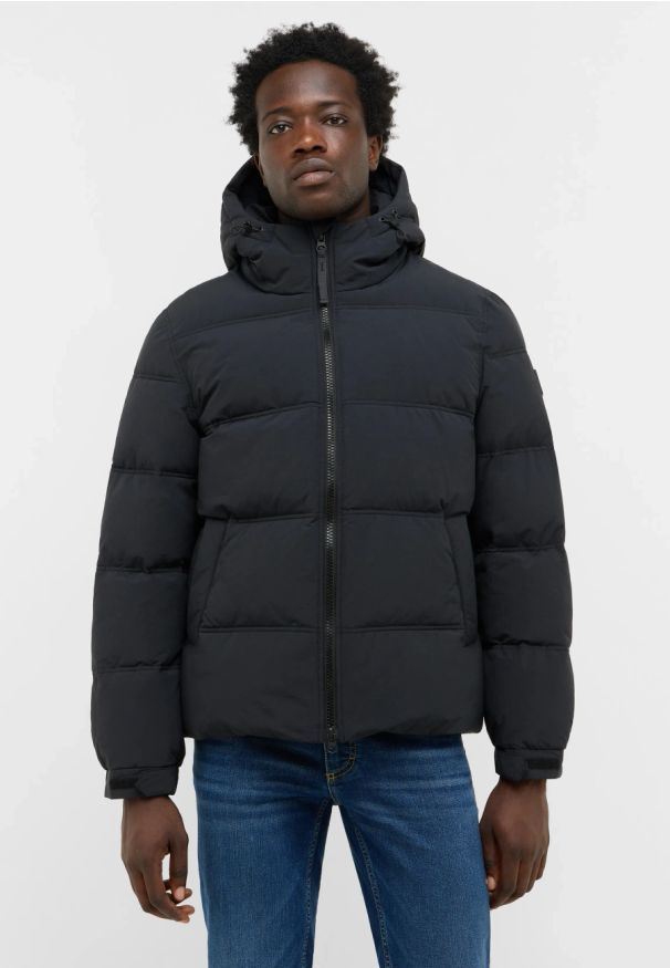 Męska Kurtka zimowa Mustang Style Oakfield Jet Black 1017069 4188. Sezon: zima