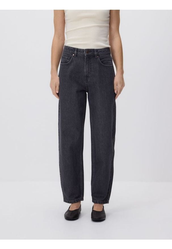 Reserved - Jeansy mom fit - szary. Kolor: szary