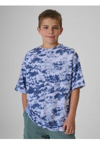 4f - 4F T-shirt loose z nadrukiem chłopięcy - multikolor 158/164 (12-14 lat). Okazja: na uczelnię, na co dzień, na spacer. Kolor: wielokolorowy. Materiał: materiał, bawełna, dzianina. Wzór: nadruk. Sezon: lato. Styl: casual #1