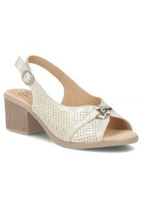 Skórzane sandały damskie na klocku złote Filippo DS7645. Kolor: złoty. Materiał: skóra. Sezon: lato. Obcas: na obcasie. Wysokość obcasa: średni #1