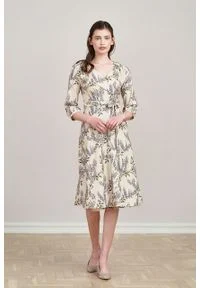 Marie Zélie - Sukienka Duilin Wisteria kremowa. Kolor: kremowy. Materiał: bawełna, wiskoza, tkanina. Typ sukienki: kopertowe #1