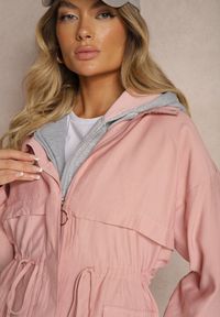 Renee - Różowa Kurtka Parka z Dodatkiem Bawełny Wykończona Troczkami Zapinana na Napy Velona. Okazja: na co dzień, na spacer. Kolor: różowy. Materiał: bawełna. Styl: elegancki, casual #5