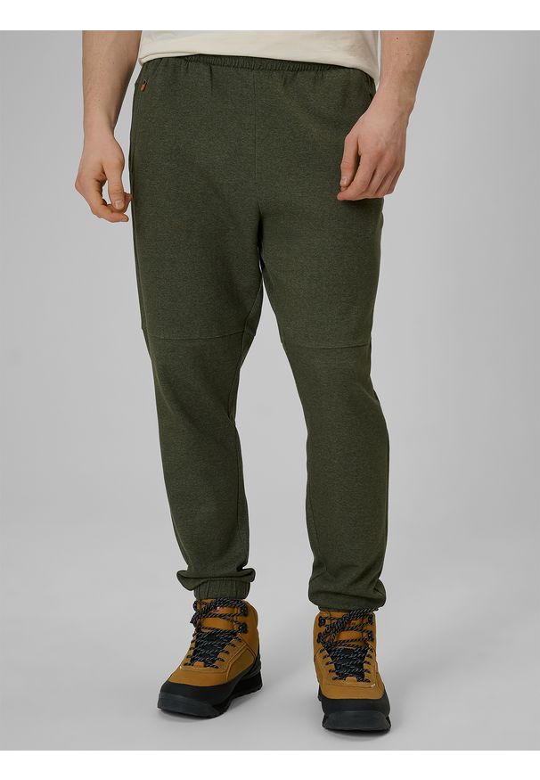 4f - 4F Spodnie dresowe joggery męskie - khaki S. Kolor: wielokolorowy, brązowy, oliwkowy. Materiał: dresówka. Wzór: gładki