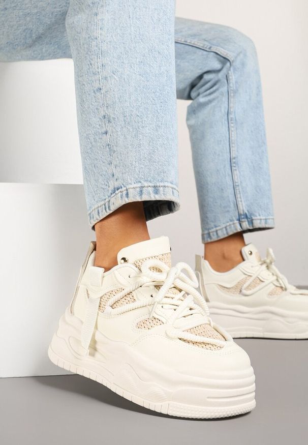 Born2be - Beżowe Sneakersy na Grubej Podeszwie z Ozdobnym Sznurowaniem Punea. Zapięcie: sznurówki. Kolor: beżowy. Materiał: jeans