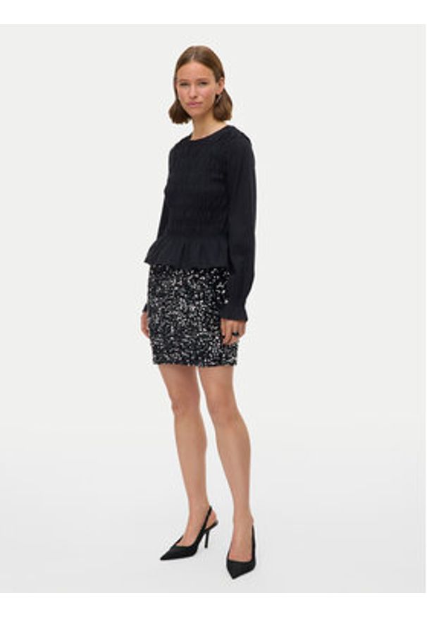 Vero Moda Spódnica mini Bella 10335704 Czarny Slim Fit. Kolor: czarny. Materiał: syntetyk