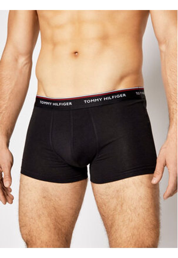 TOMMY HILFIGER - Tommy Hilfiger Komplet 3 par bokserek 3P Trunk 1U87903842 Czarny. Kolor: czarny. Materiał: bawełna