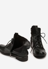 Born2be - Czarne Botki Vices Typu Trzewiki ze Wzorem w Stylu Krokodyla Alerriva. Okazja: na co dzień. Zapięcie: zamek. Kolor: czarny. Materiał: jeans, skóra. Styl: casual, elegancki #3