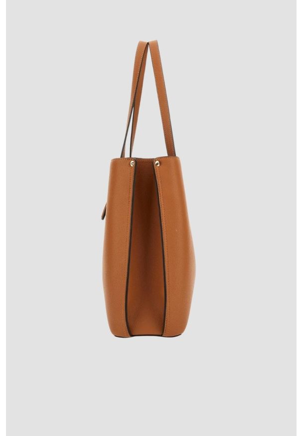 Guess - GUESS Brązowa shopperka damska Meridian Girlfriend. Kolor: brązowy. Materiał: skórzane. Styl: elegancki, casual