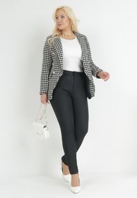 Born2be - Czarne Spodnie Skinny Gasi. Kolekcja: plus size. Kolor: czarny