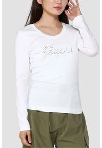 Guess - GUESS Biały damski longsleeve Embro Script. Kolor: biały. Długość rękawa: długi rękaw