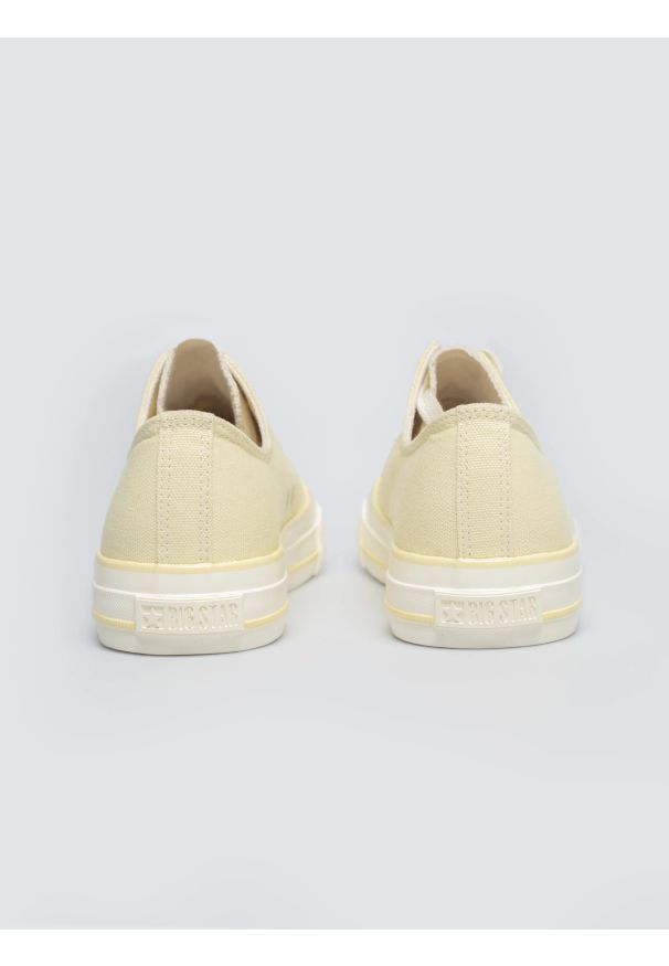 Big-Star - Trampki damskie niskie żółte TT274287 201. Nosek buta: okrągły. Zapięcie: sznurówki. Kolor: żółty. Materiał: materiał. Sezon: wiosna, lato. Styl: klasyczny