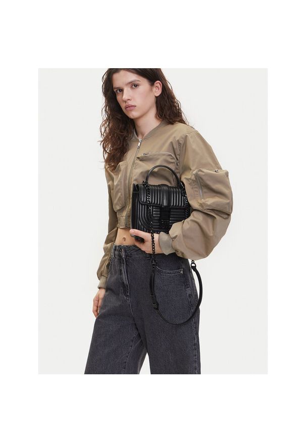 Torebka Steve Madden. Kolor: czarny