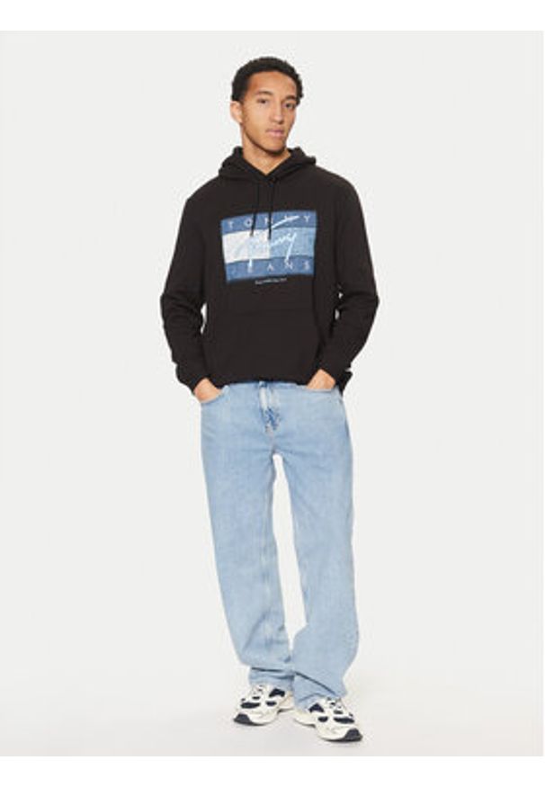 Tommy Jeans Bluza Dna Flag Twist DM0DM21100 Czarny Regular Fit. Kolor: czarny. Materiał: bawełna