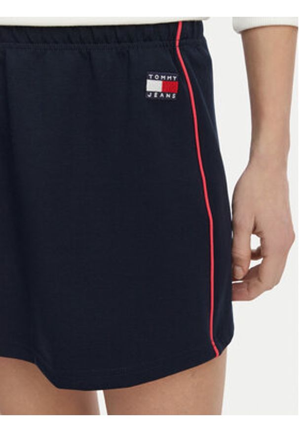 Tommy Jeans Spódnica mini Badge DW0DW22589 Granatowy Regular Fit. Kolor: niebieski. Materiał: bawełna