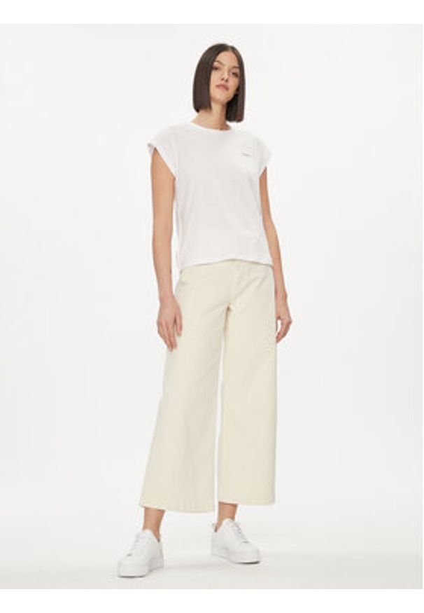 Pepe Jeans Bluzka Bloom PL504821 Biały Regular Fit. Kolor: biały. Materiał: bawełna