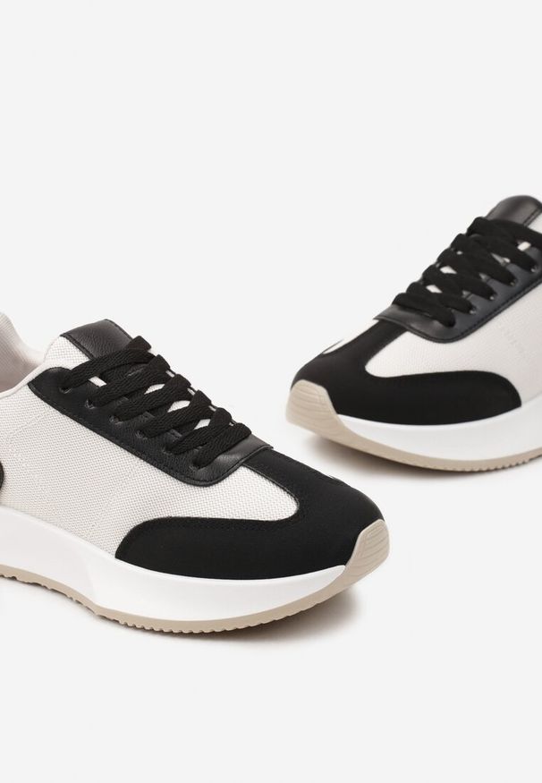 Born2be - Biało-Czarne Sznurowane Sneakersy z Ozdobnymi Przeszyciami na Grubej Podeszwie Celula. Kolor: biały. Sezon: lato, wiosna, jesień