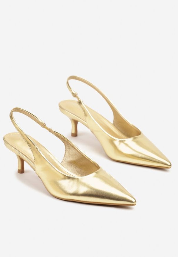 Renee - Złote Sandały Vices Slingback na Obcasie Typu Kaczuszka Kovirida. Okazja: na co dzień. Kolor: złoty. Materiał: jeans. Obcas: na obcasie. Styl: elegancki, klasyczny, casual. Wysokość obcasa: średni