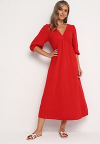 Born2be - Czerwona Rozkloszowana Bawełniana Sukienka Boho z Wiązaniem i Gumką w Talii Lawla. Okazja: na co dzień. Typ kołnierza: dekolt w kształcie V. Kolor: czerwony. Materiał: bawełna. Typ sukienki: rozkloszowane. Styl: boho #4