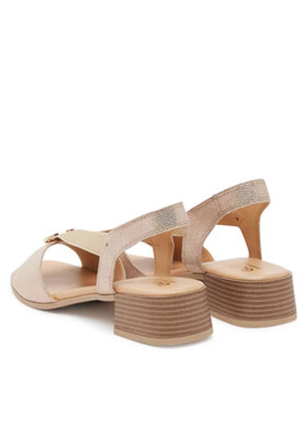 Go Soft Sandały RST-6088-05 Złoty. Kolor: złoty. Materiał: skóra, nubuk
