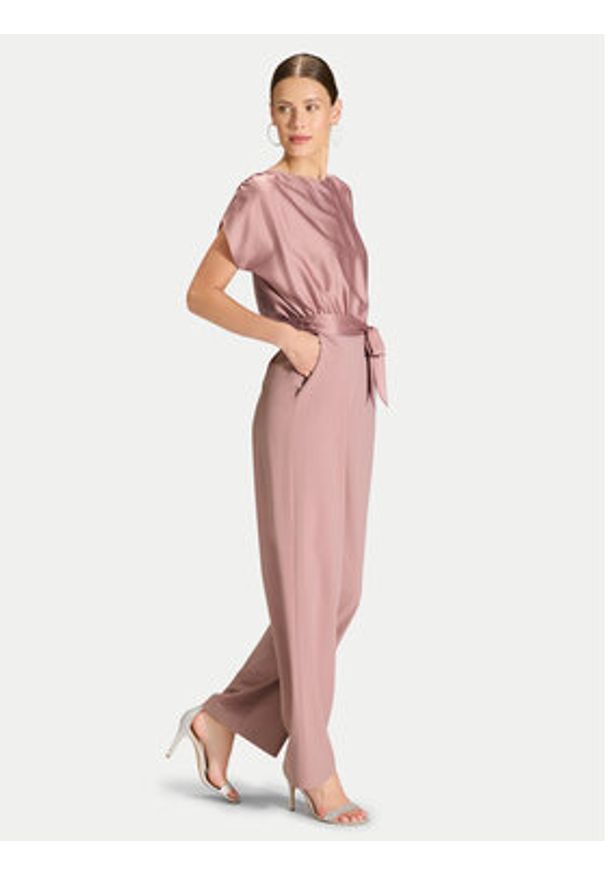 Swing Kombinezon 3AD00400 Różowy Regular Fit. Kolor: różowy. Materiał: syntetyk