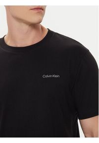 Calvin Klein T-Shirt Enlarged Back Logo K10K113106 Czarny Regular Fit. Kolor: czarny. Materiał: bawełna #5