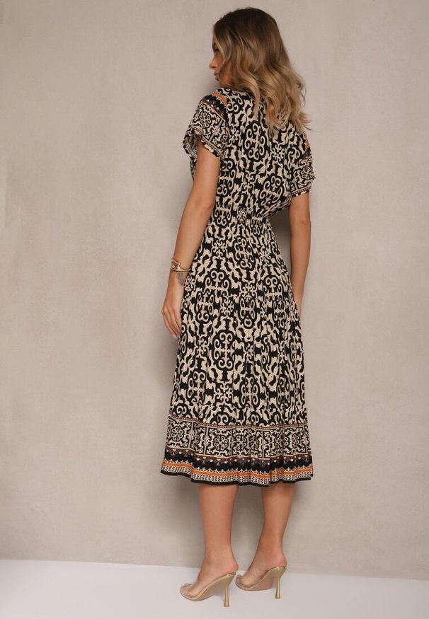 Renee - Czarna Sukienka z Bawełny Ozdobiona Ornamentnym Motywem Fillena. Kolor: czarny. Materiał: bawełna. Wzór: aplikacja