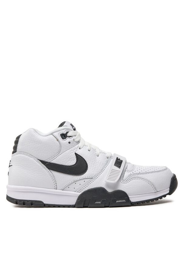 Sneakersy Nike. Kolor: biały