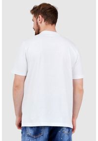 Diesel - DIESEL Biały t-shirt męski z wytłaczanym logo. Kolor: biały. Materiał: prążkowany