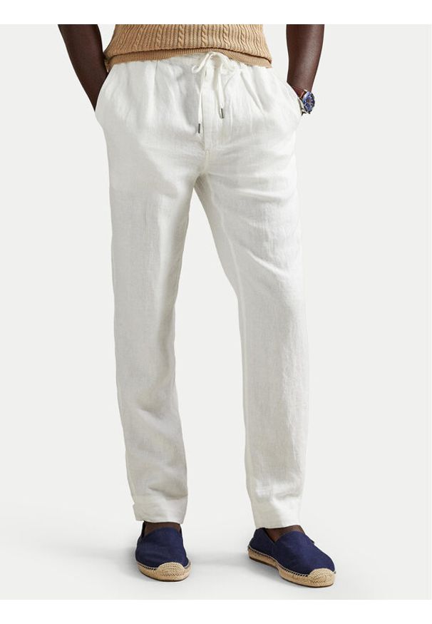 Polo Ralph Lauren Spodnie materiałowe 710940611008 Biały Tapered Fit. Kolor: biały. Materiał: len