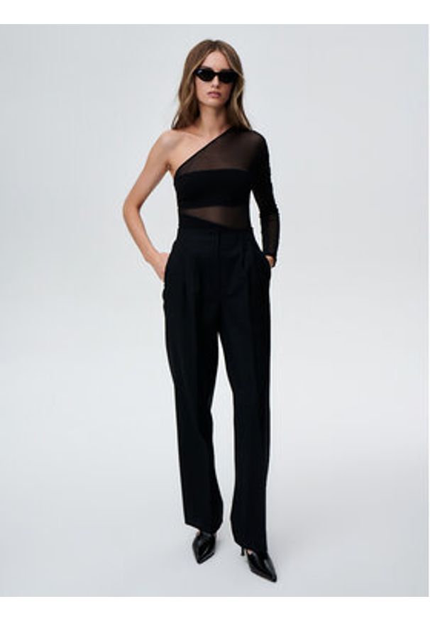 Undress Code Spodnie materiałowe Dolce 602 Czarny Relaxed Fit. Kolor: czarny. Materiał: wełna