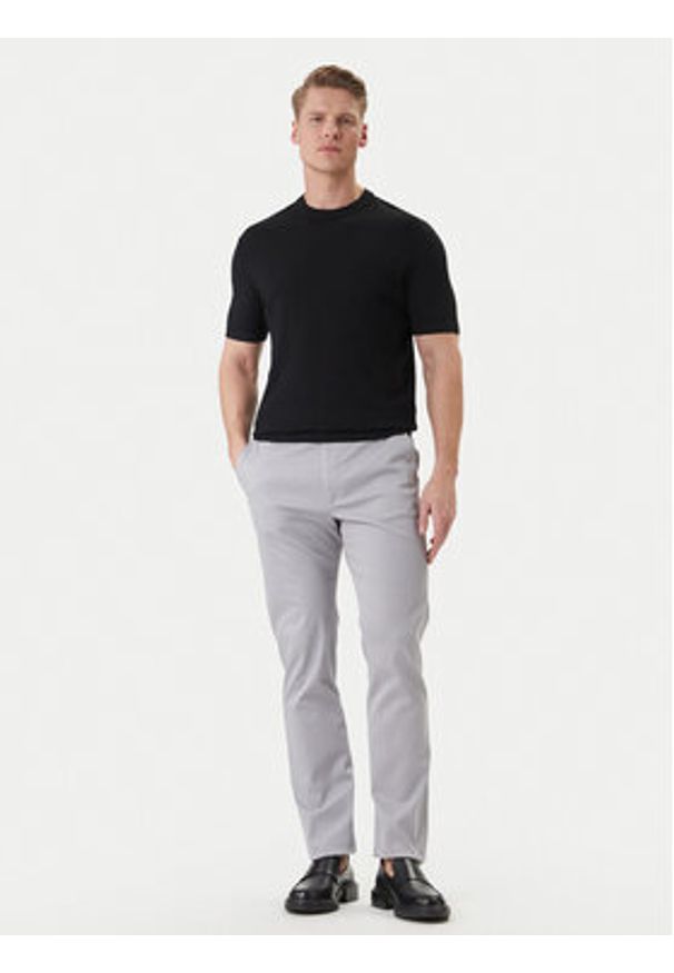 Calvin Klein Chinosy LV040EM633 Szary Slim Fit. Kolor: szary. Materiał: bawełna