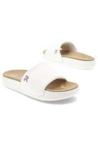 Białe Klapki Rieker Wygodne Obuwie Damskie. Kolor: biały. Sezon: lato #7