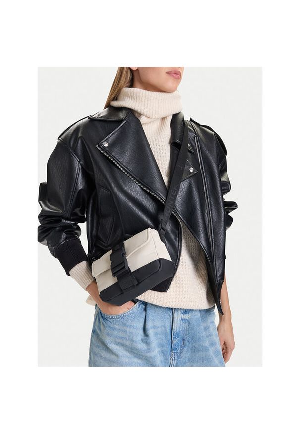 Saszetka Hunter. Kolor: kremowy