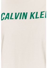 Calvin Klein Performance - T-shirt. Okazja: na co dzień. Kolor: biały. Materiał: dzianina. Wzór: nadruk. Styl: casual #4