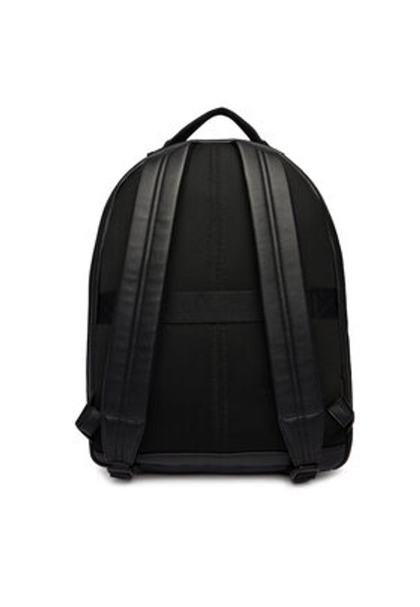 Calvin Klein Plecak Webbing Strap Round Backpack LV04D3282G Czarny. Kolor: czarny. Materiał: skóra