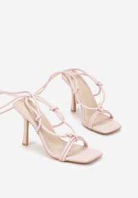 Renee - Różowe Sandały Blesse. Nosek buta: otwarty. Kolor: różowy. Wzór: haft #3