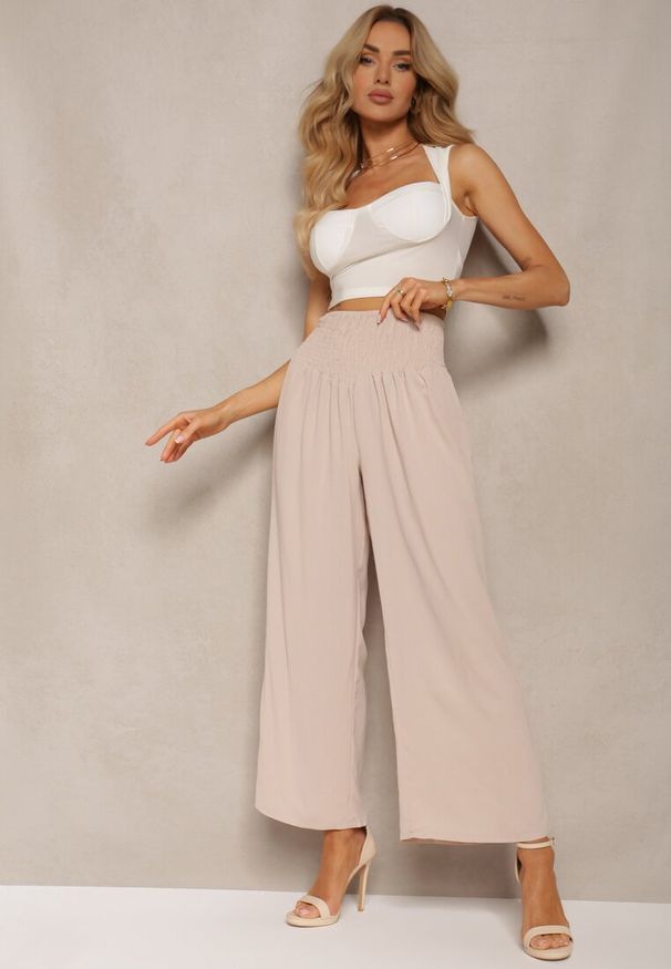 Renee - Beżowe Spodnie Kuloty High Waist z Gumką w Talii Lipadre. Stan: podwyższony. Kolor: beżowy. Długość: krótkie
