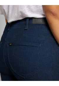 Lee - Damskie spodnie jeansowe LEE Super High Scarlett DARK EVITA L32GPVYY #5