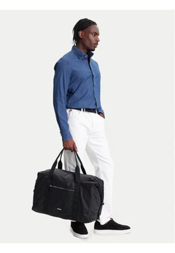 Calvin Klein Torba weekendowa Sleek Nylon Weekender Bag LV04D3043G Czarny. Kolor: czarny. Materiał: materiał