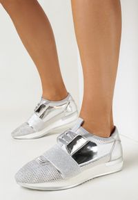 Born2be - Srebrne Sneakersy. Kolor: srebrny. Materiał: dzianina, materiał. Szerokość cholewki: normalna. Wzór: aplikacja #1
