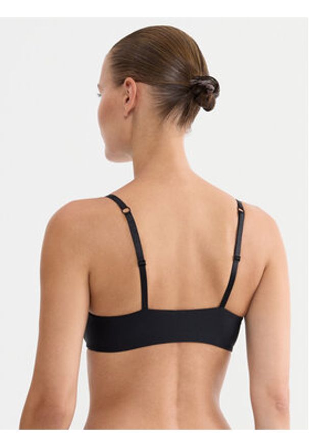 Triumph Biustonosz push-up Pure Micro 10226410 Czarny. Kolor: czarny. Materiał: syntetyk. Rodzaj stanika: push-up