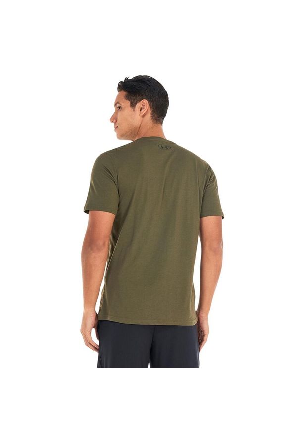 Under Armour - T-shirt Męski Logo. Kolor: czarny, zielony, wielokolorowy. Sport: turystyka piesza