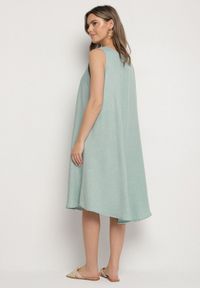 Born2be - Jasnozielona Rozkloszowana Klasyczna Sukienka Lunetira. Okazja: na co dzień, na spacer. Kolor: zielony. Materiał: jeans. Typ sukienki: proste. Styl: klasyczny #7